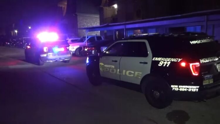 18-year-old shot, killed while wrestling over gun with brother in Sharpstown area