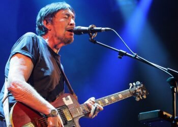 Chris Rea, British rock icon and voice behind Driving Home for Christmas, dies at 74
