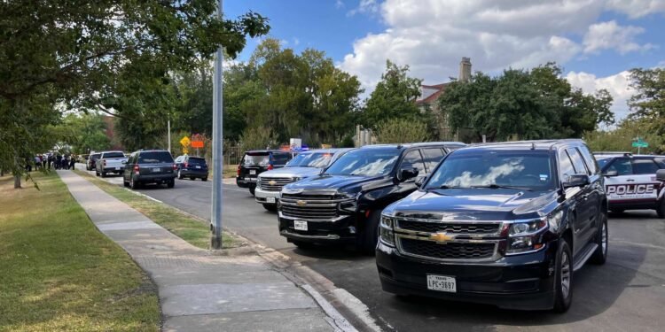 Murder suspect killed in shootout with law enforcement near Houston’s Third Ward