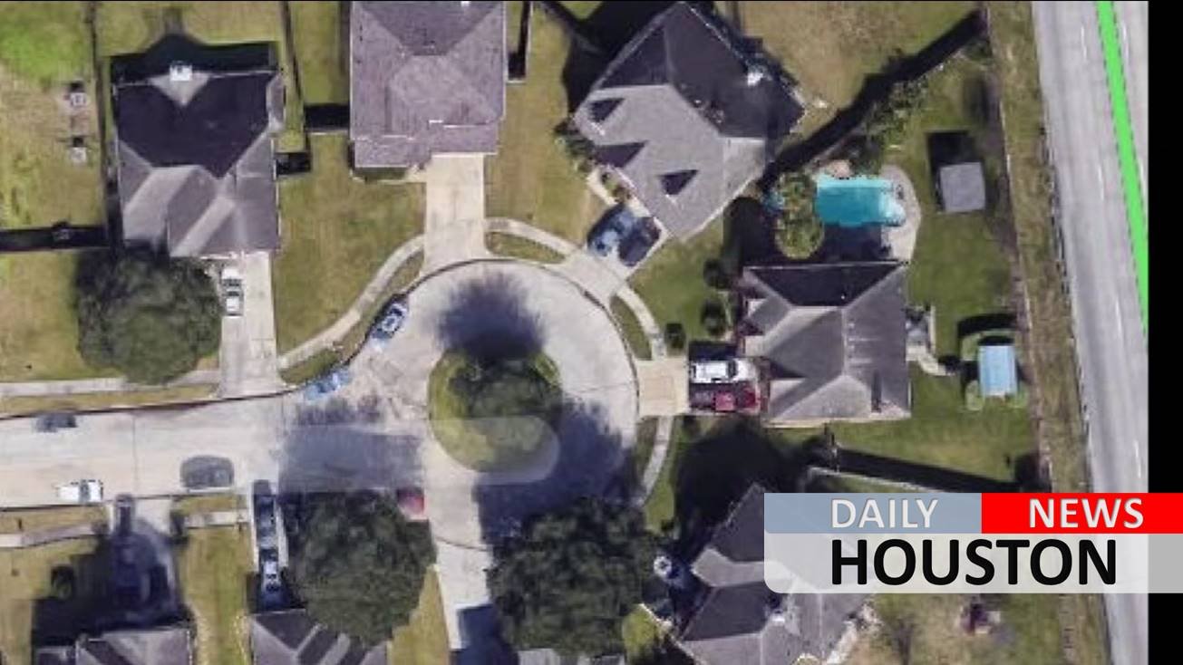 4-year-old girl dies after being found unresponsive in a pool in east Harris County