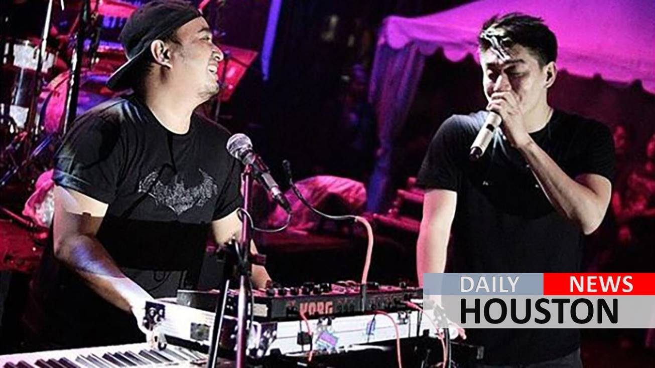 Indonesia pop band Seventeen’s members dead or missing after tsunami slams stage during performance