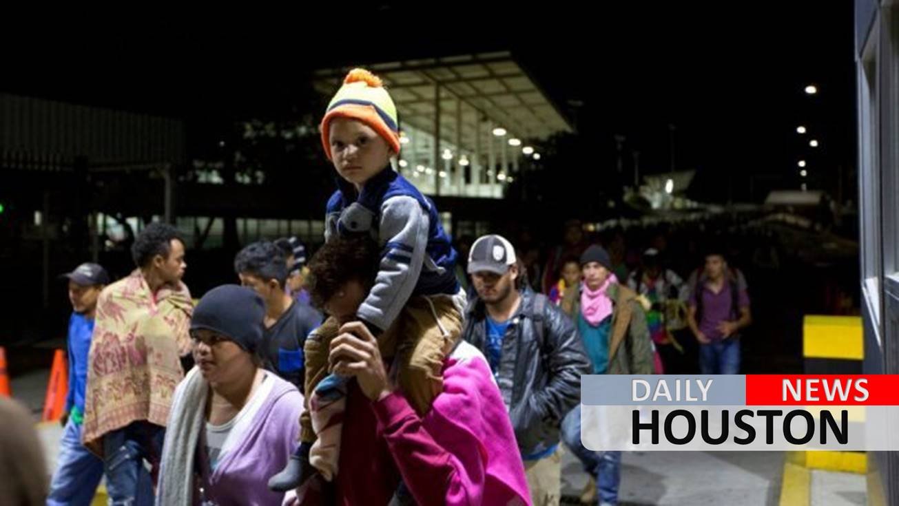 Migrant caravan freely crosses Mexican border after gates were left open, authorities avoided ‘confrontation’