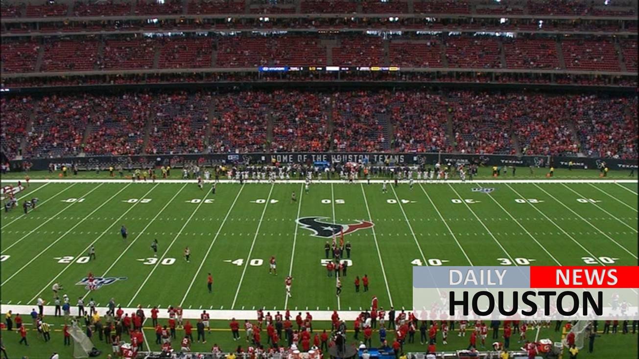 Houston Texans hold moment of silence for Sergeant Christopher Brewster