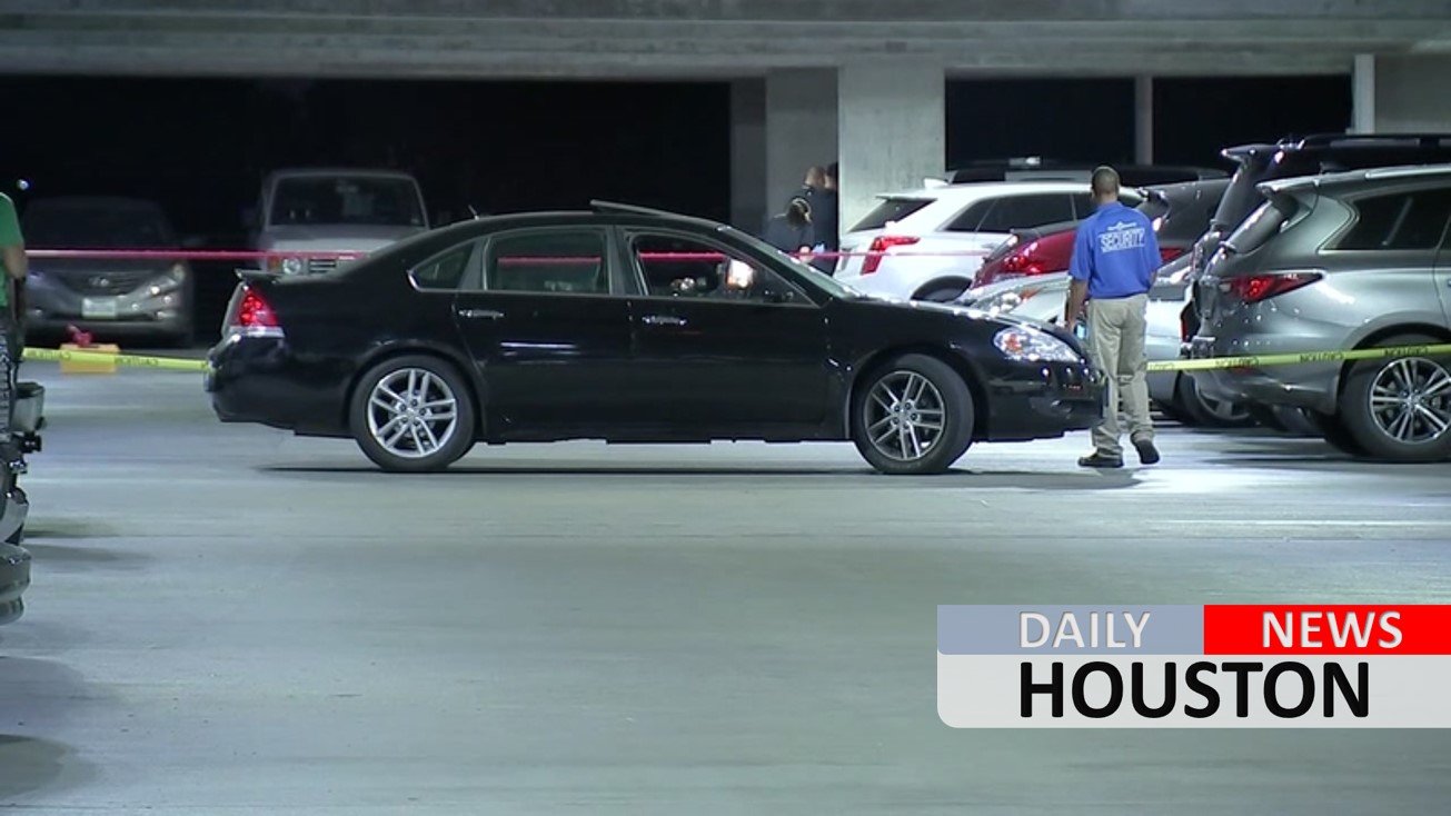 Man shot to death inside west Houston parking garage may have been targeted