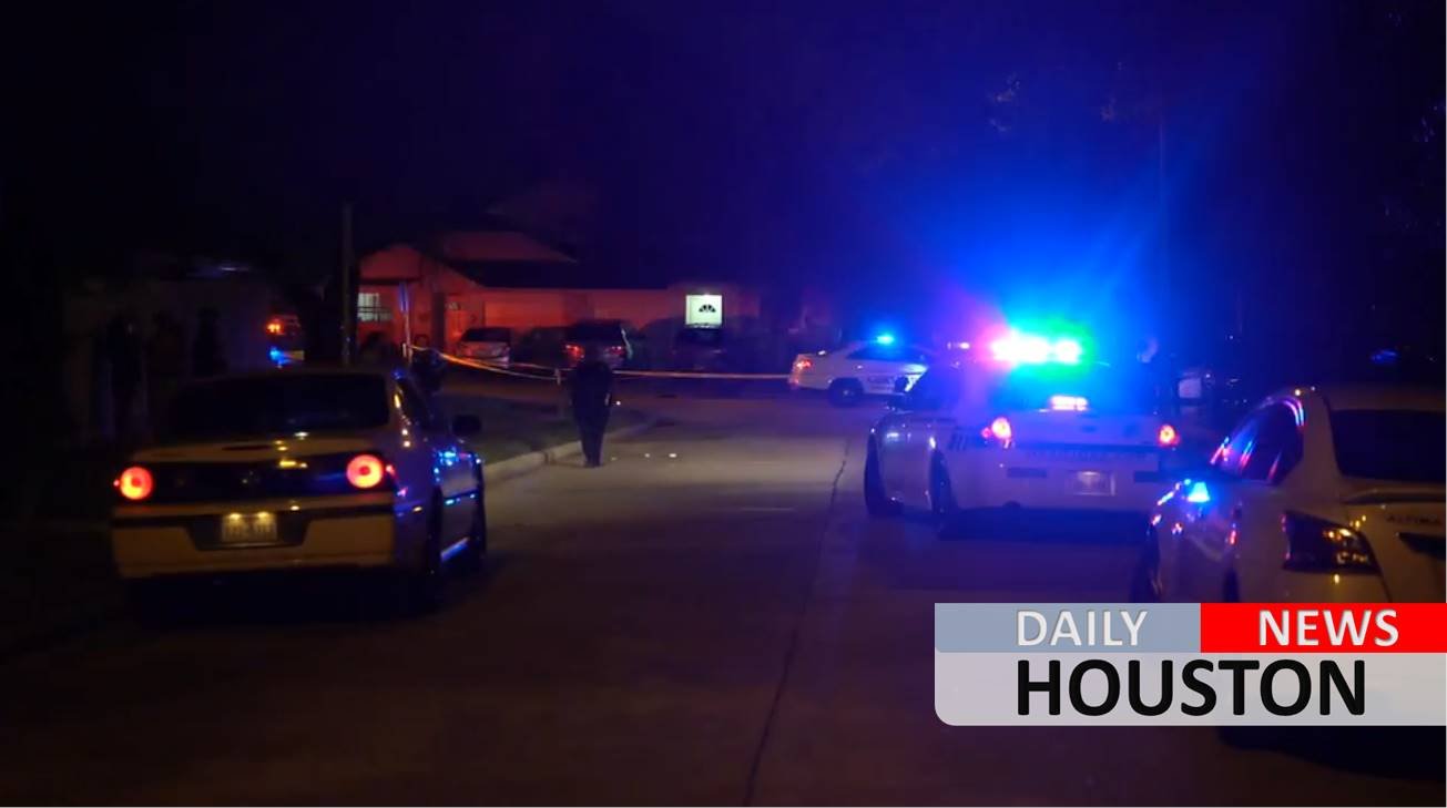 Gunman on the run after shooting teen multiple times near park in NW Harris County