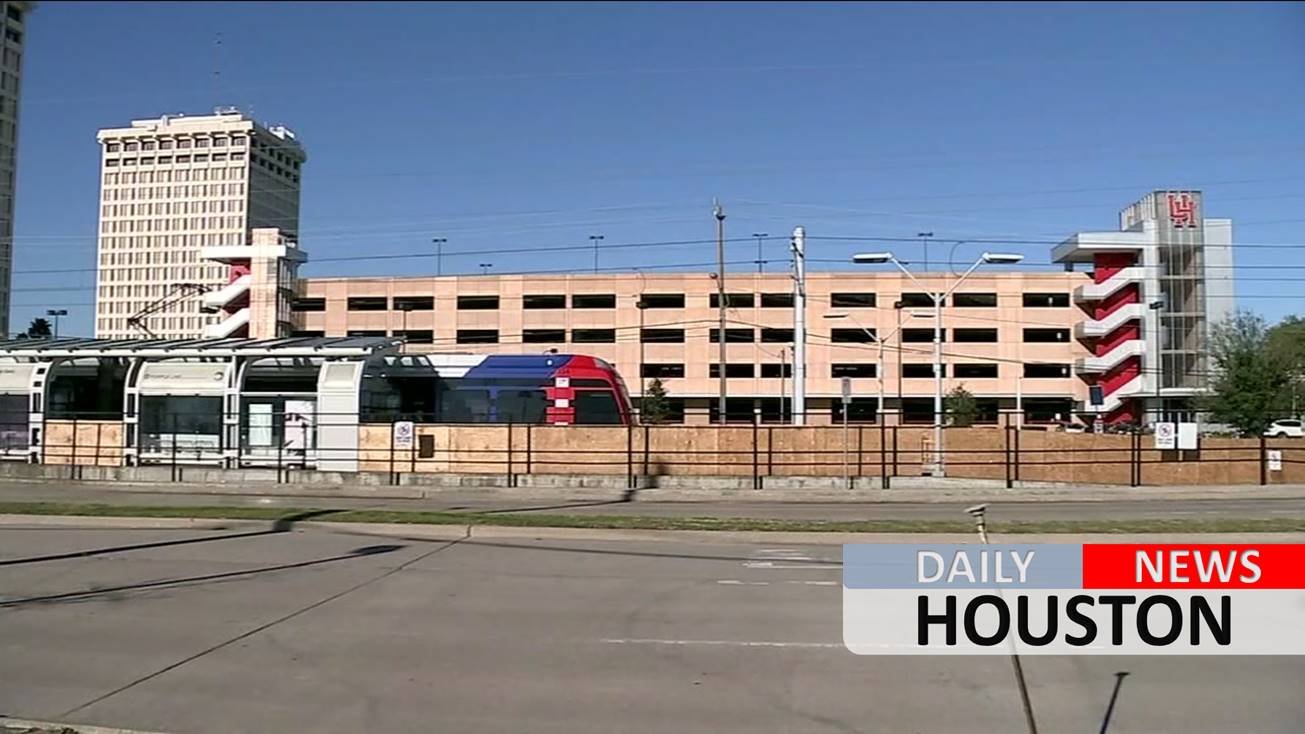 10 suspects linked to robbery spree on UH campus