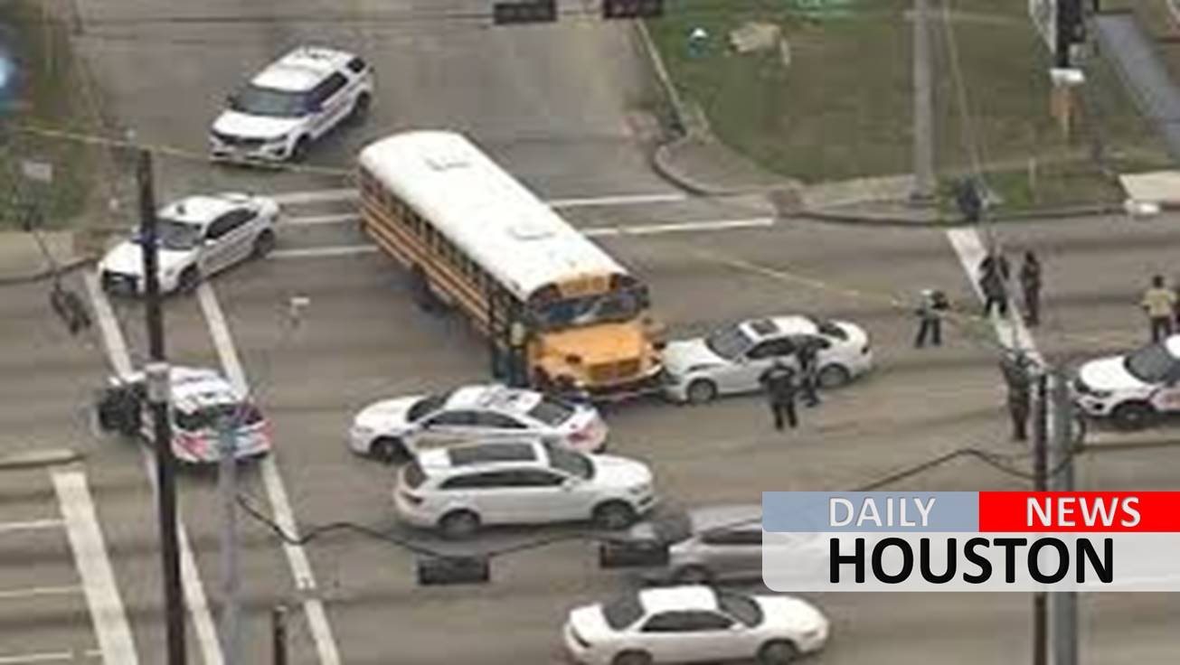 Driver who was shot crashes into Spring ISD school bus on FM 1960