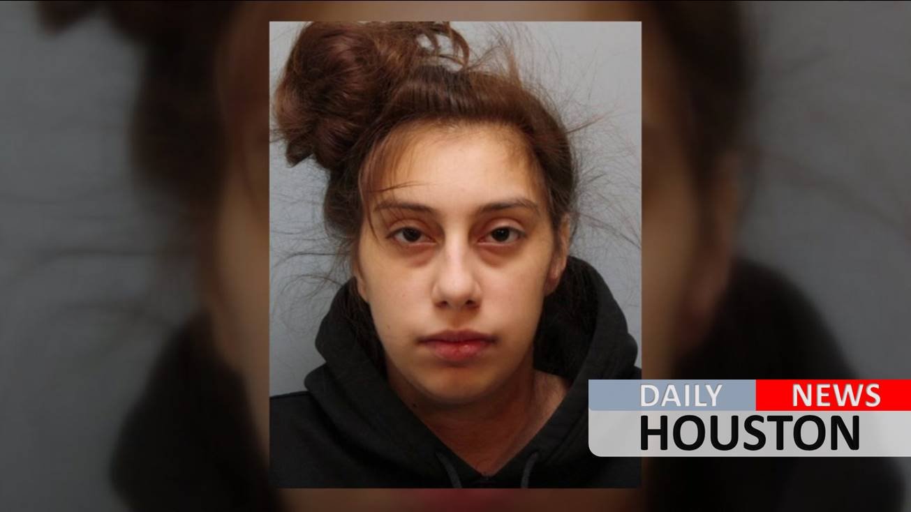 Teen charged in fatal shooting of boyfriend in west Harris County