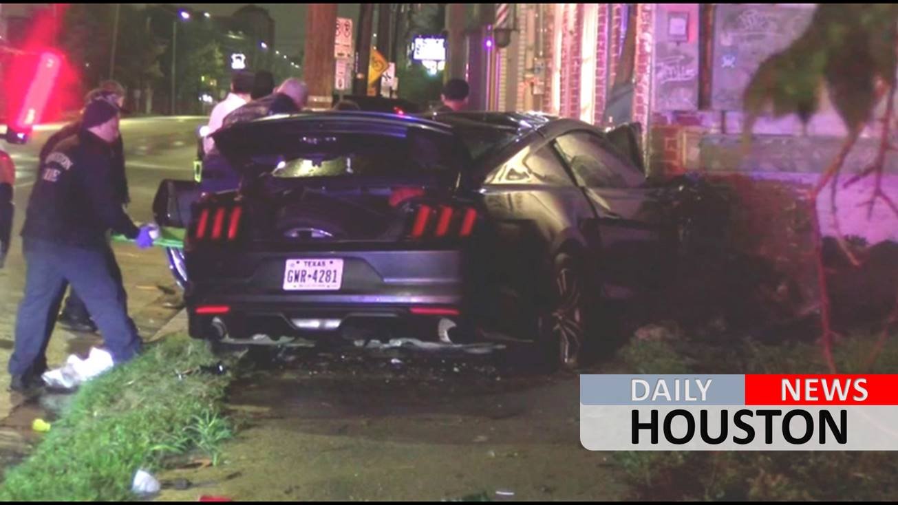Woman driving Mustang crashes into Darkhorse Tavern after losing control of car