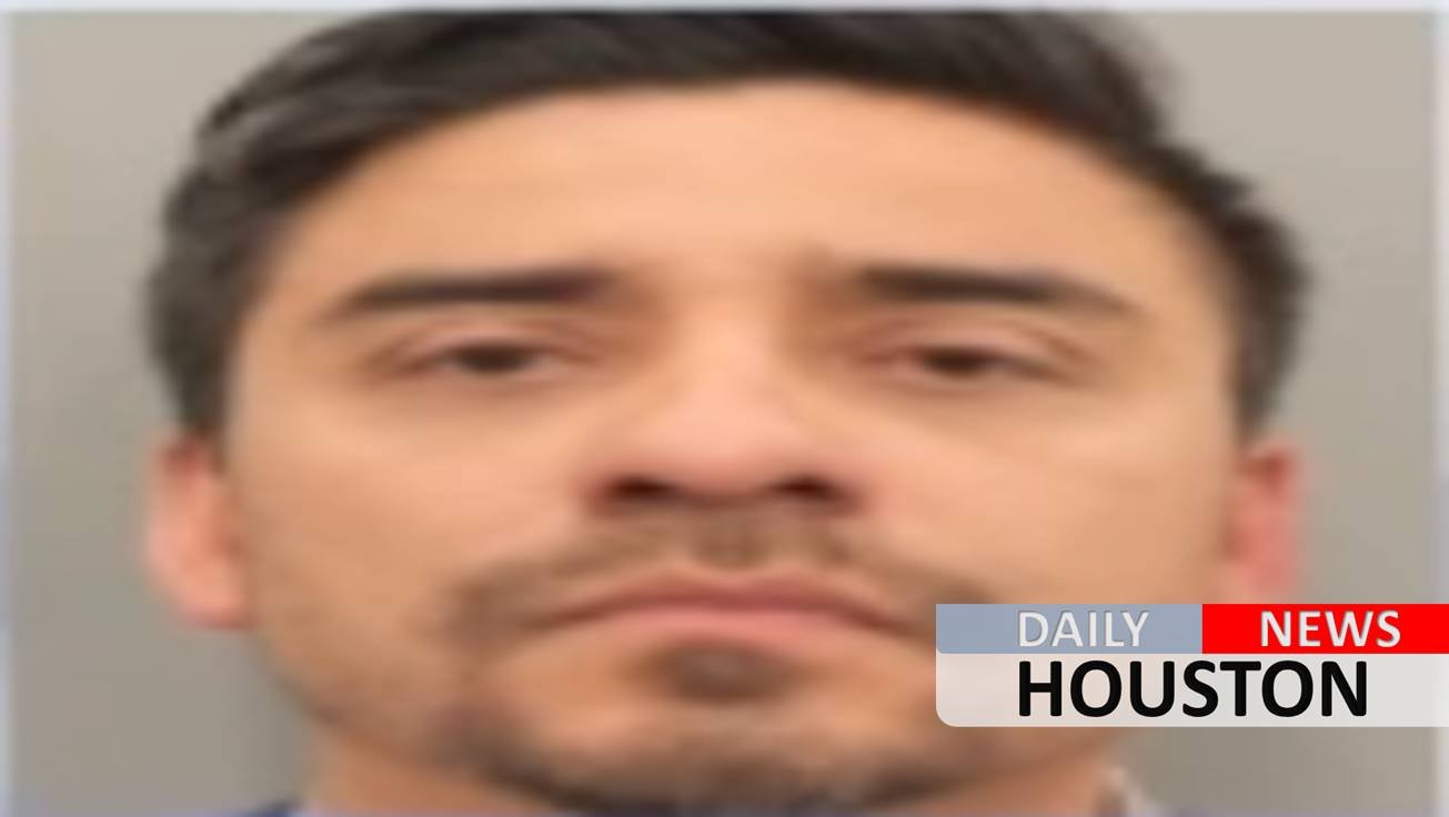 Officer arrested for DWI while allegedly picking up prostitute in southwest Houston
