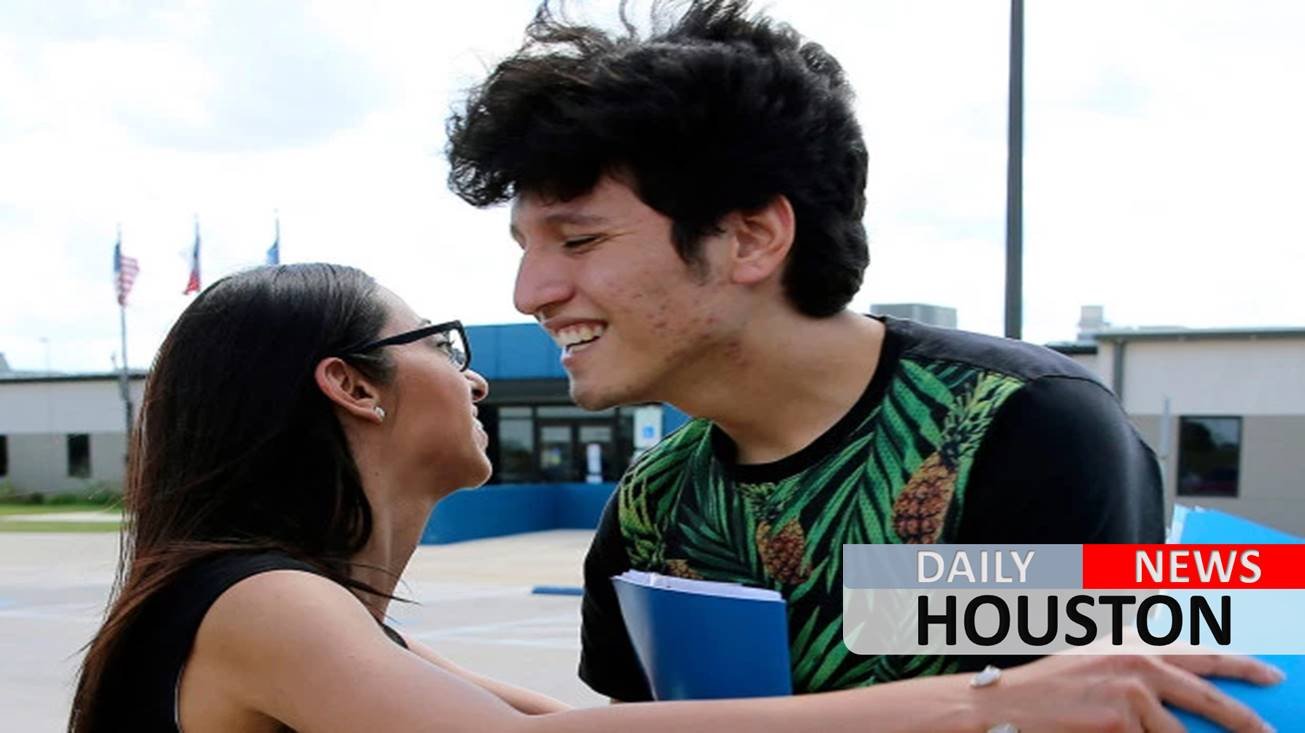 Texas-born US citizen released from ICE custody after being detained for 3 weeks