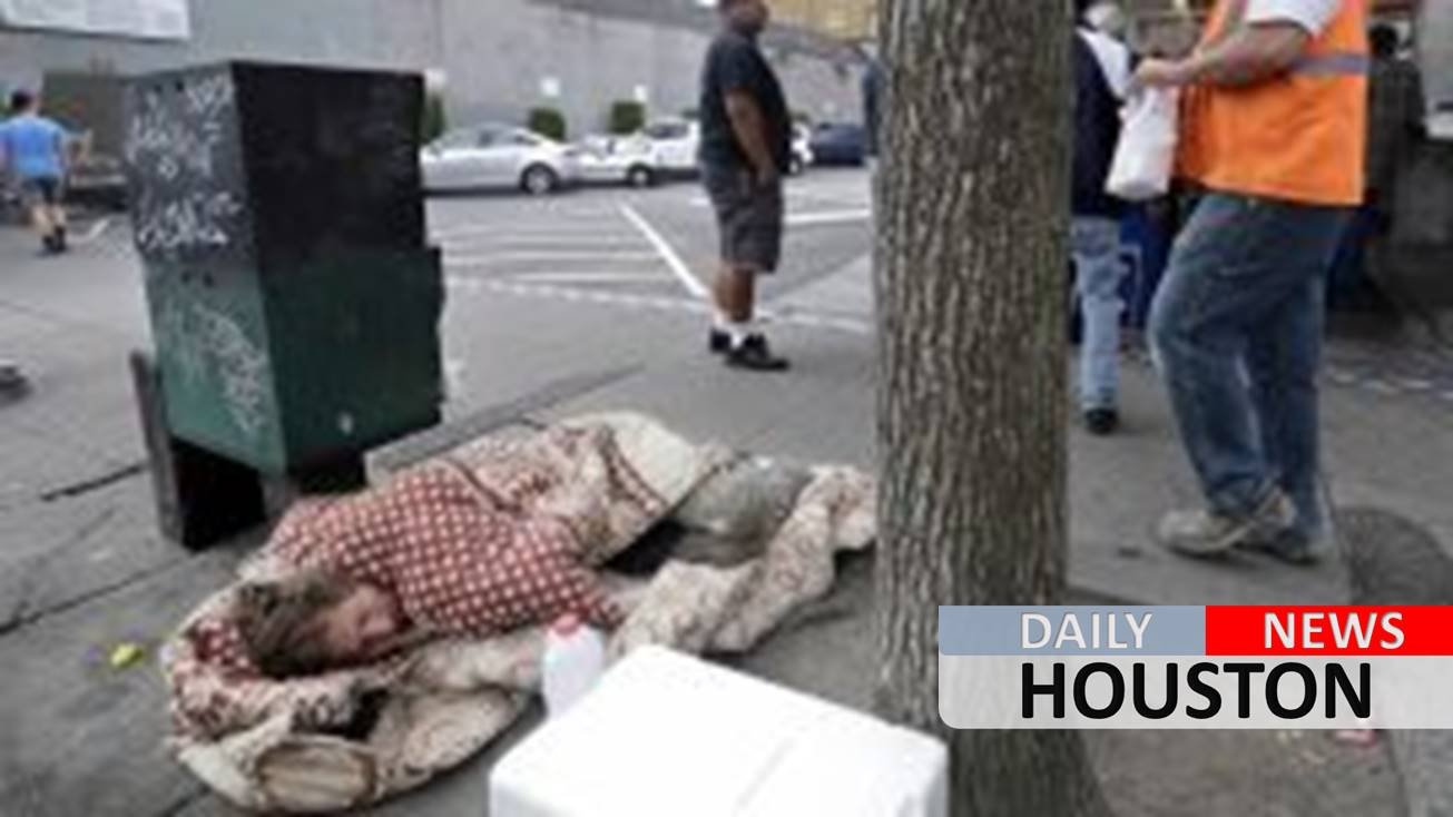 Seattle-area homeless director resigns after transgender dancer strips, twerks and gives lap dances at annual conference