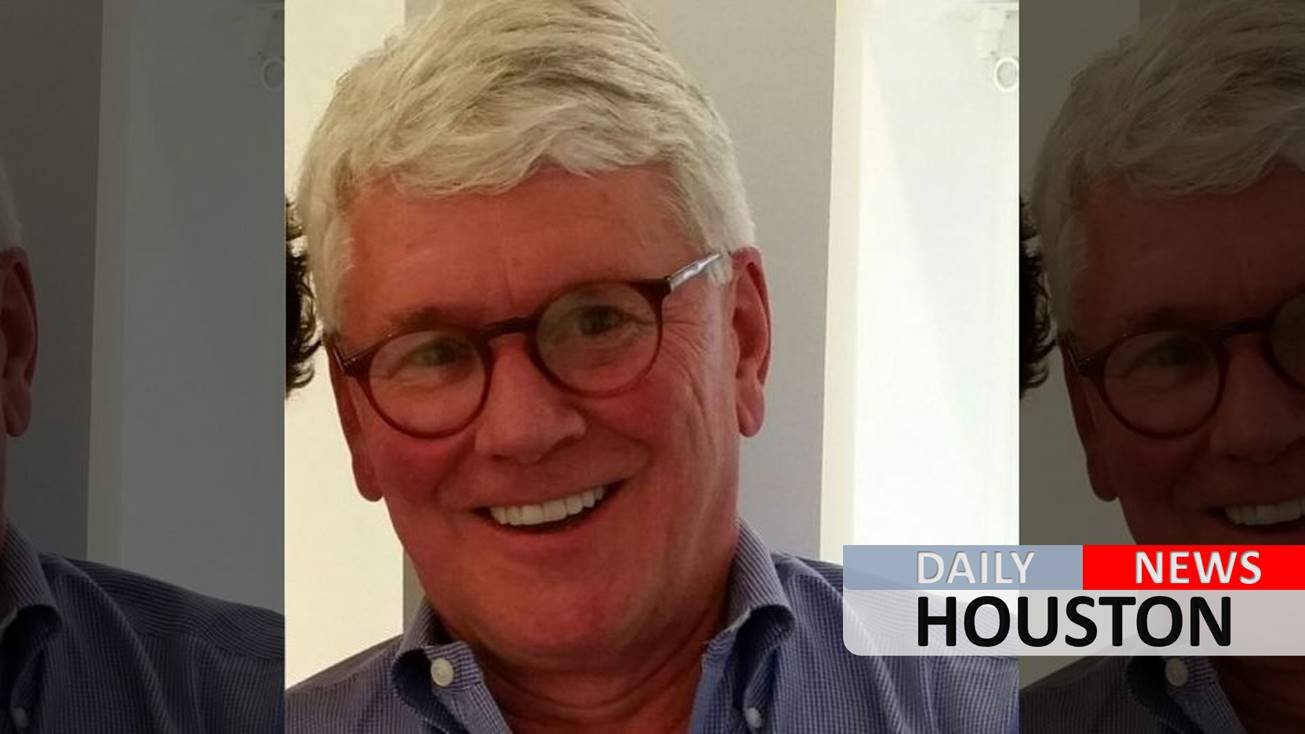 Lawyer with Obama, Clinton ties may face federal charges