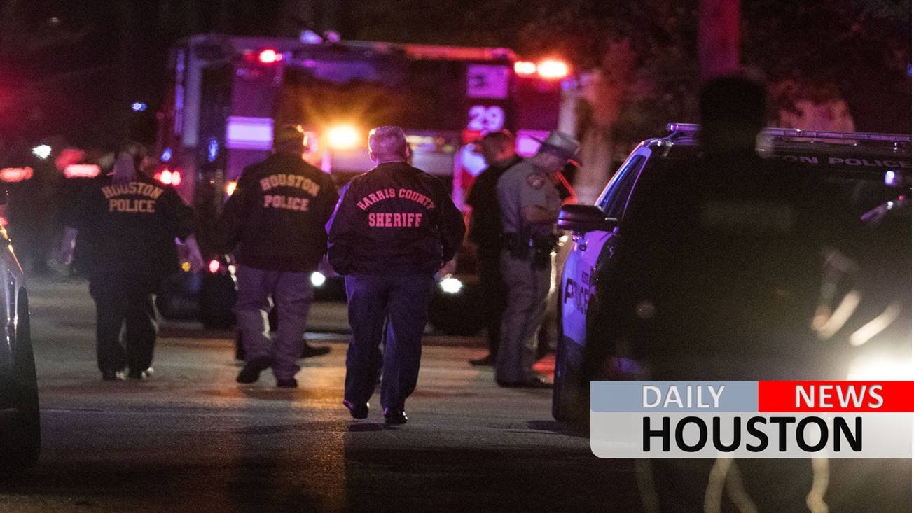5 police officers injured in Houston shooting, 2 suspects dead