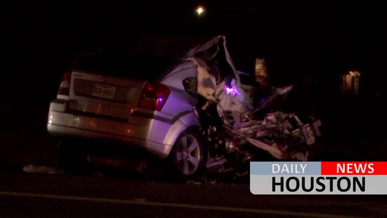 2 bars cleared in crash that killed Lyft passenger in Clear Lake