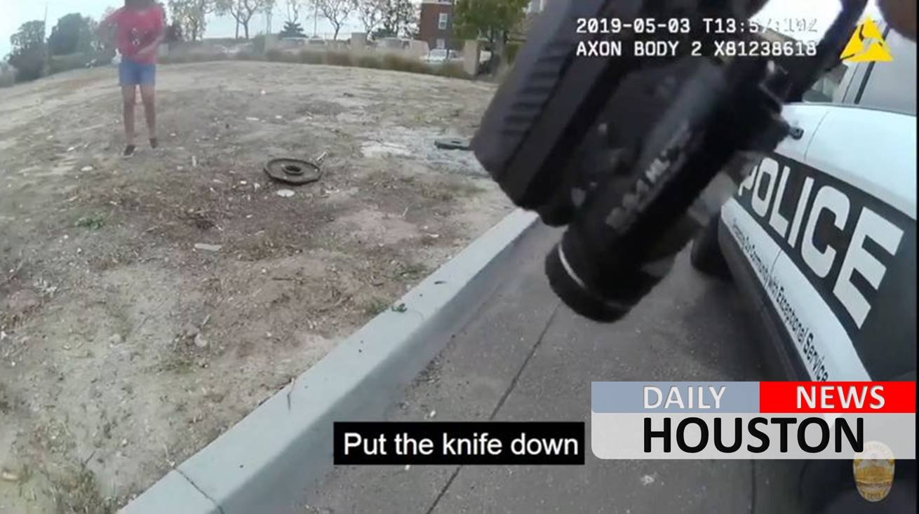 Teen with knife apologizes after being shot by police