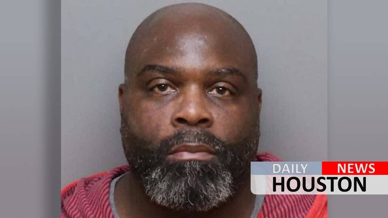 Memphis cop allegedly assaulted woman who tried to eat hot dog after he told her not to