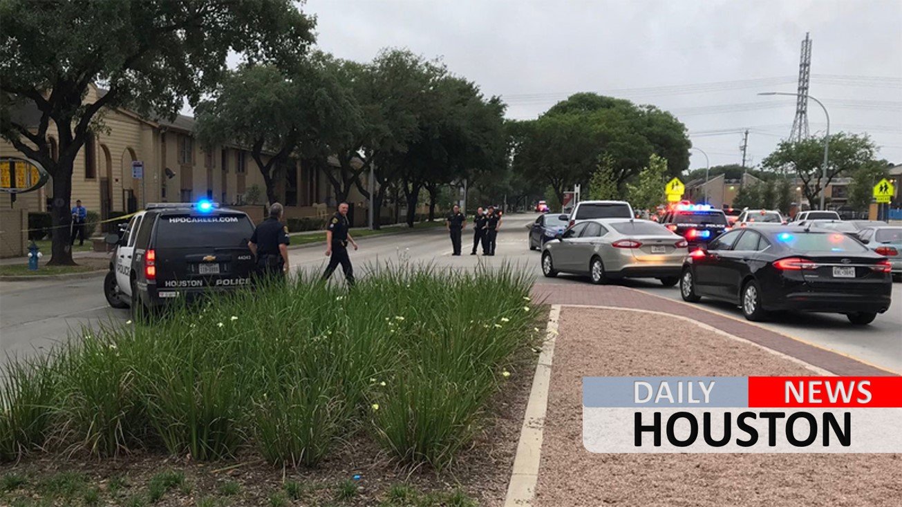 Woman stabbed more than 15 times at METRO bus stop in southeast Houston