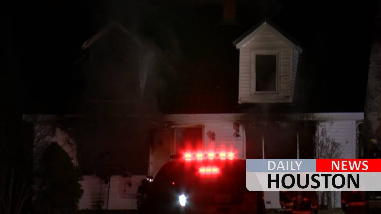 Woman with suspected coronavirus symptoms dies while waiting for test results, boyfriend claims