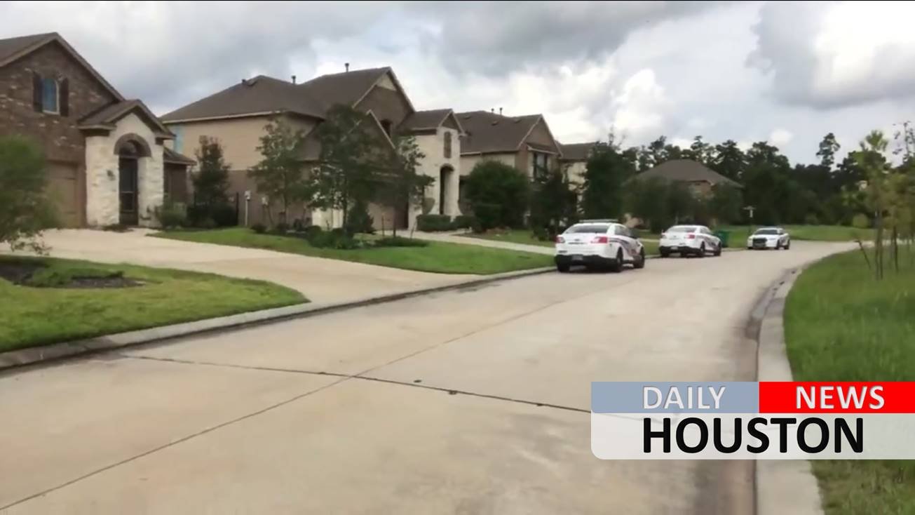 Robbers tie up parents and 4 kids during home invasion in north Harris County