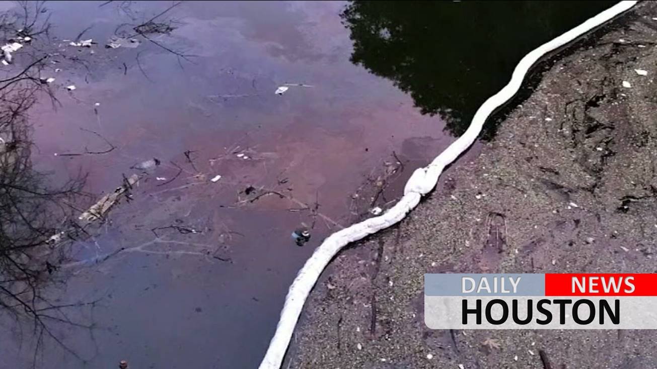 64,000 gallons of jet fuel from Hobby Airport spills along Sims Bayou