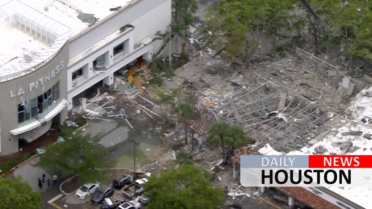 Up to 20 injured after gas explosion at vacant pizza restaurant in Florida shopping center