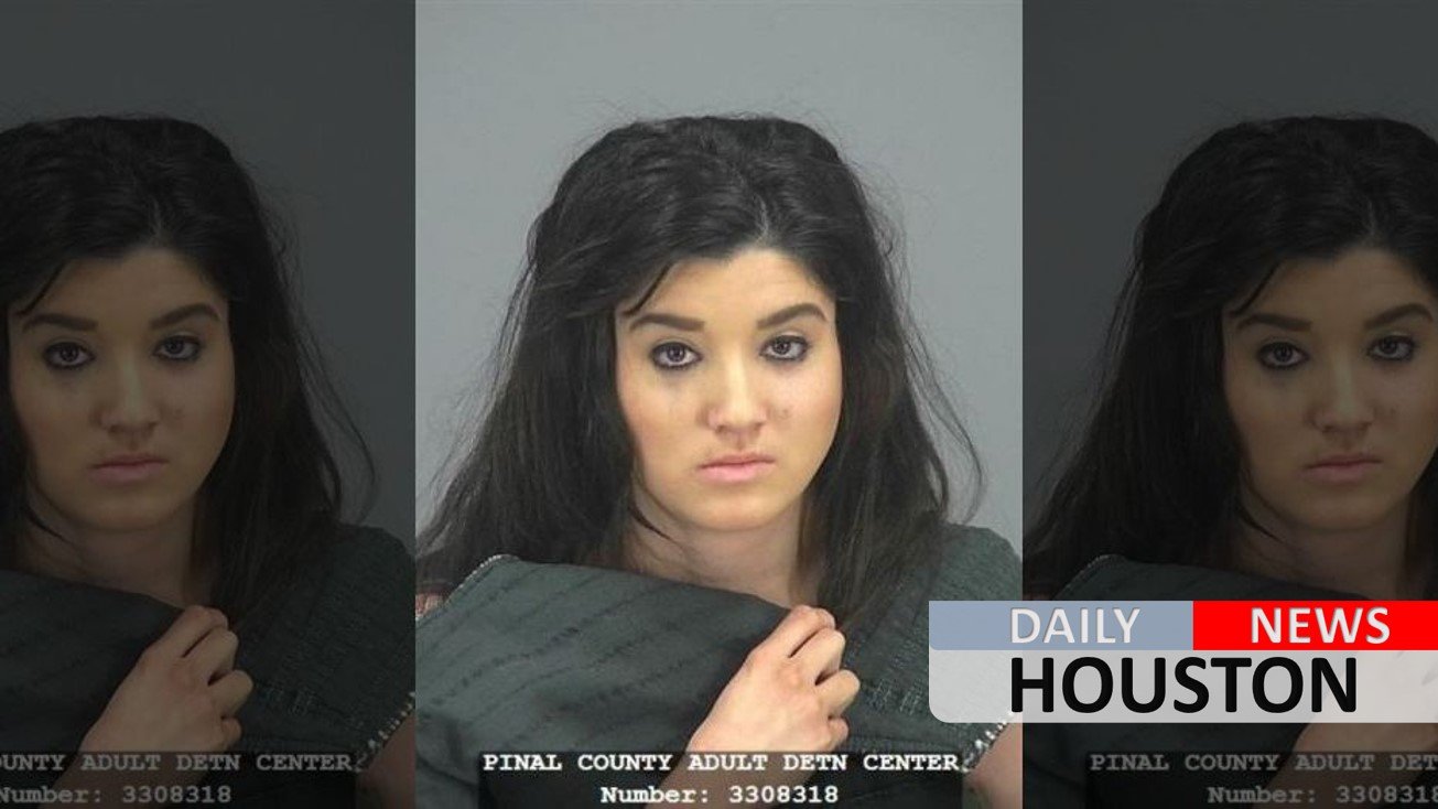 Arizona mom says she feels ‘betrayed’ by babysitter after kids found dead in car seats