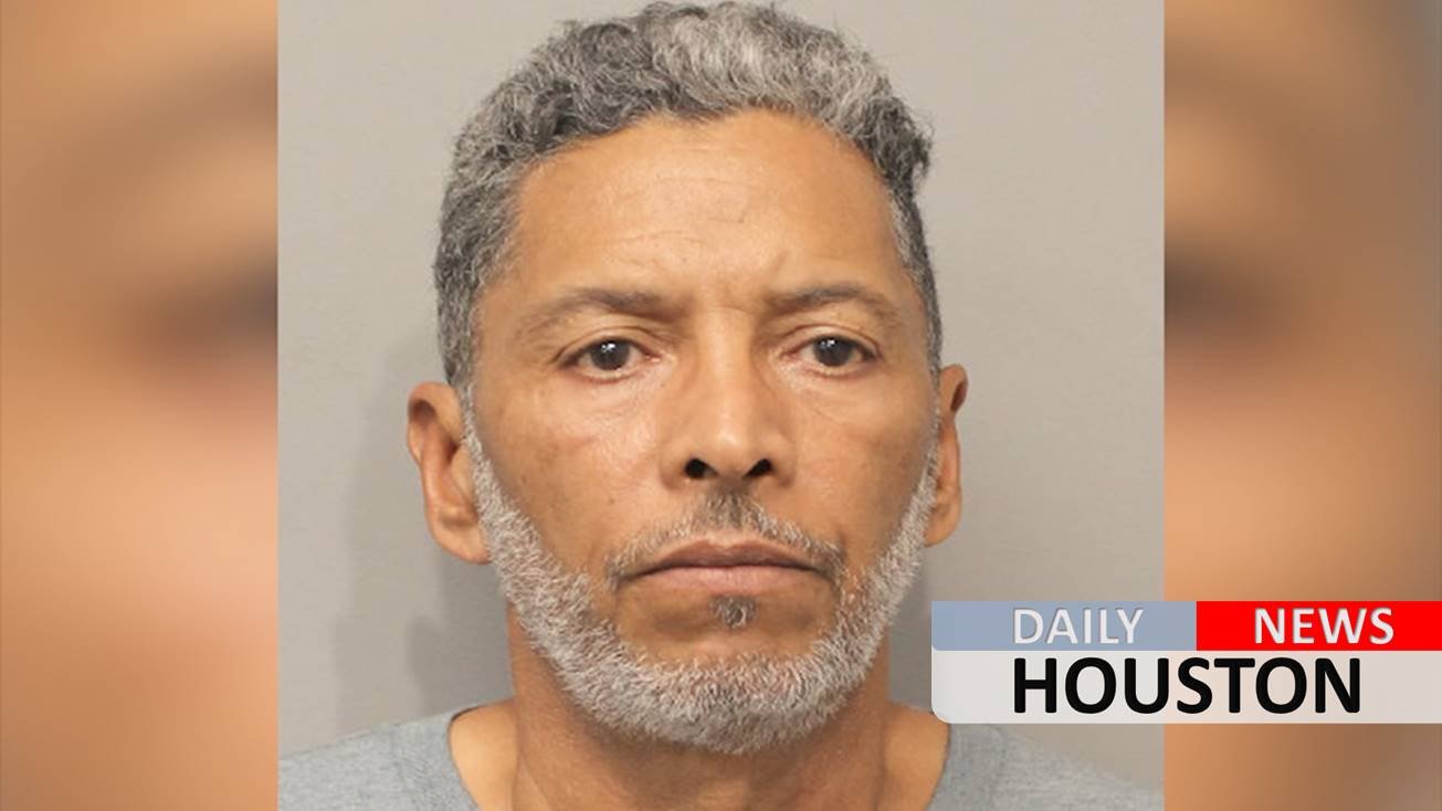 Pastor charged with sexually abusing 13-year-old girl