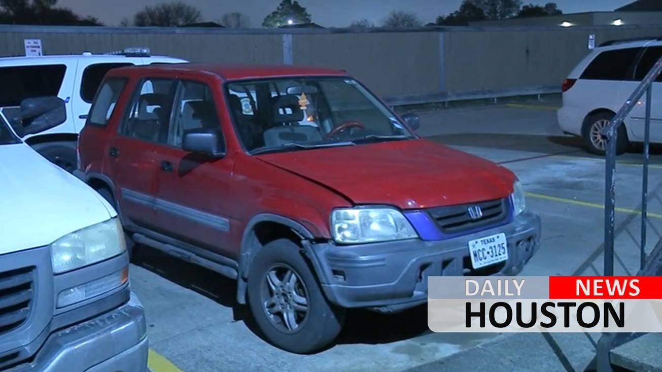 Driver charged in hit-and-run that killed elderly woman near Missouri City