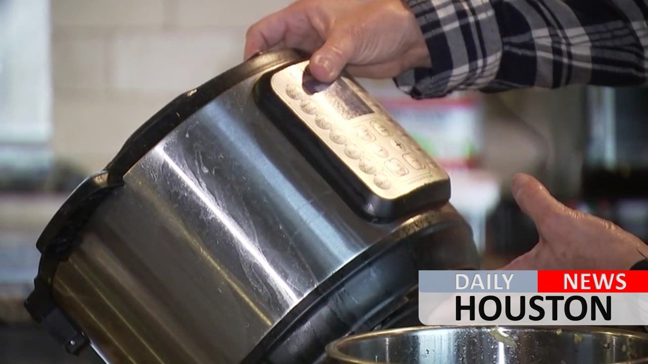 Katy family says Instant Pot erupted leaving mom burned