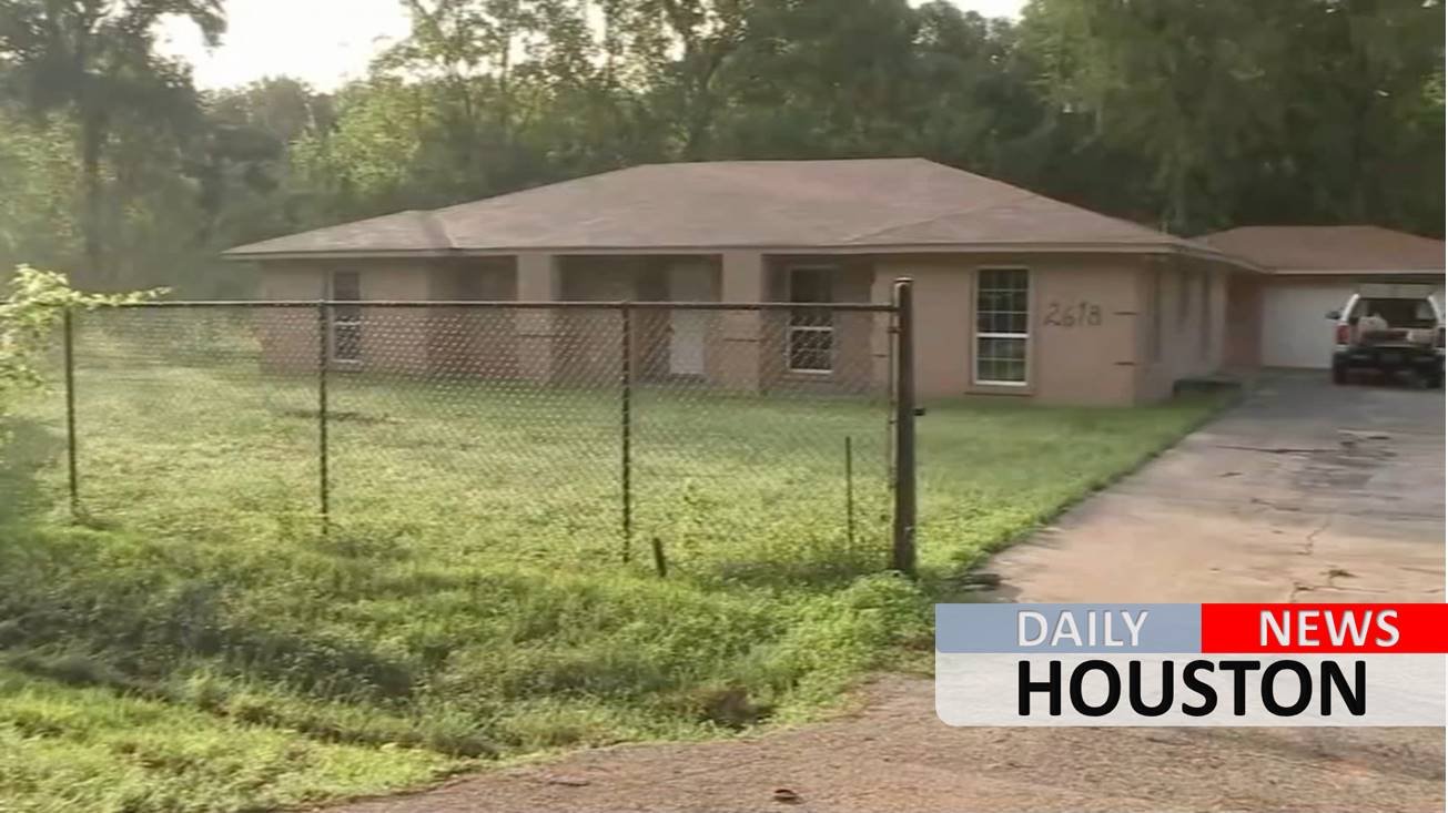 Naked man escapes from kidnappers’ trunk in north Houston