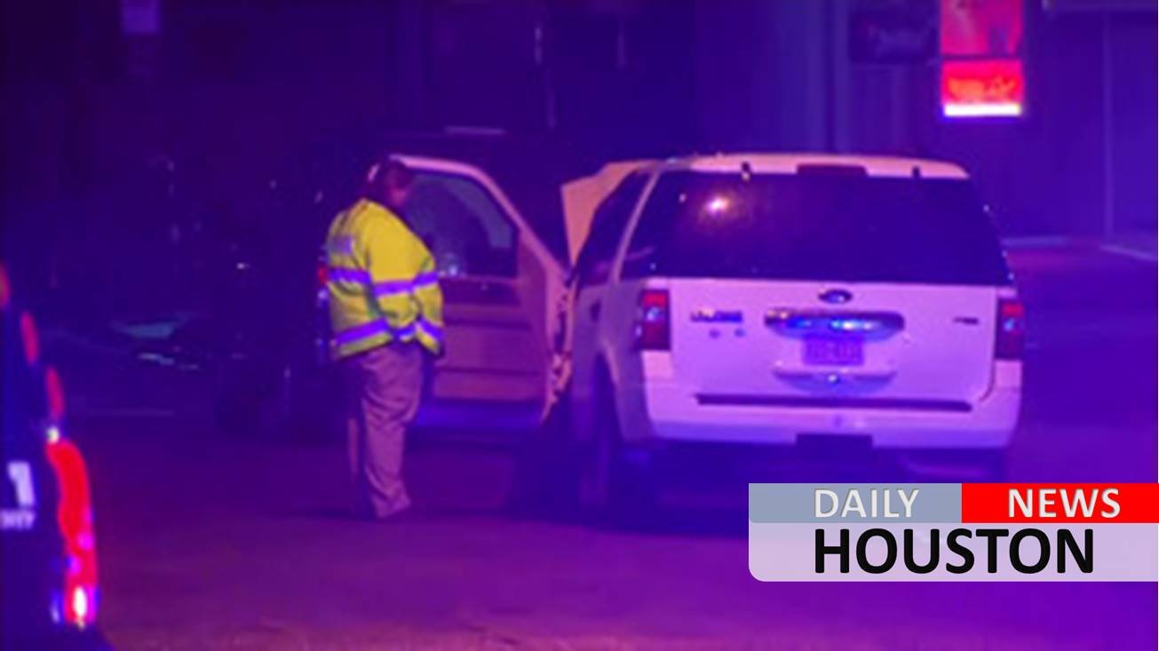 Man shot and killed tried to escape through bathroom window