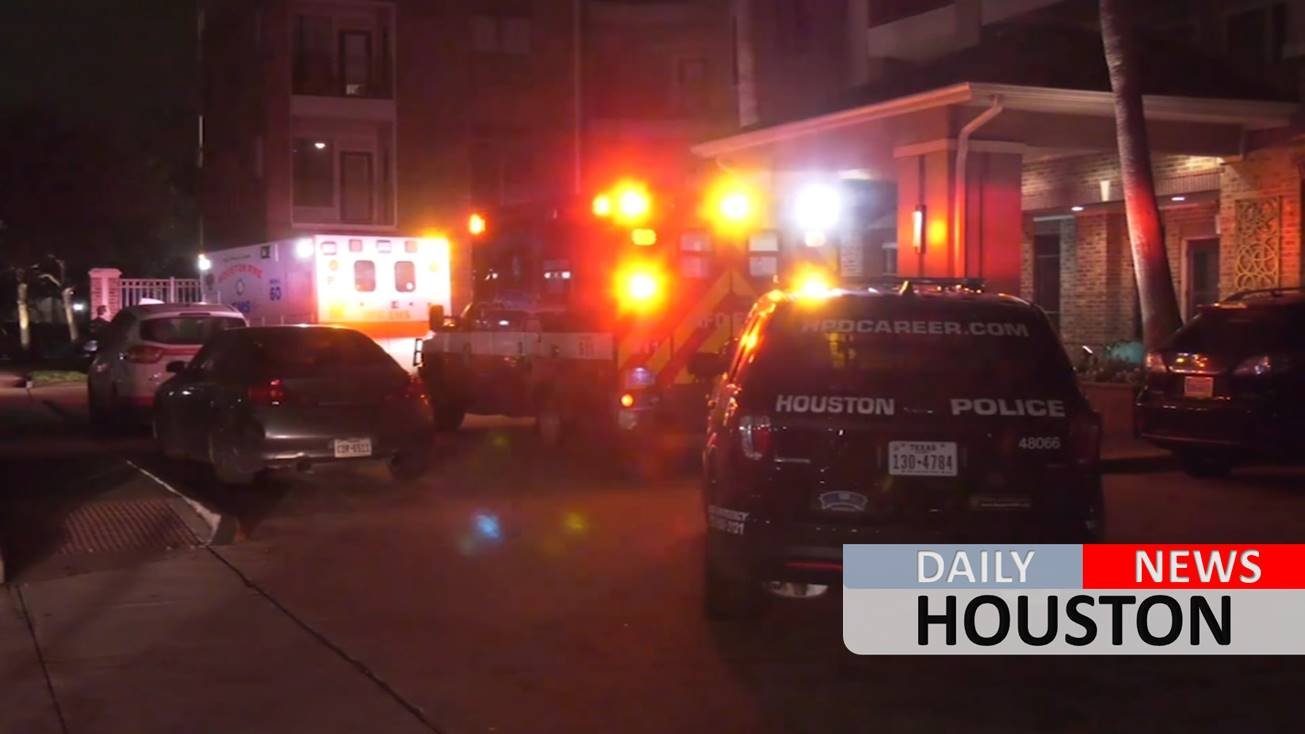 Man found shot to death inside apartment in west Houston