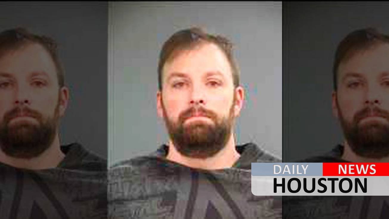 Man punched sex offender during sentencing hearing