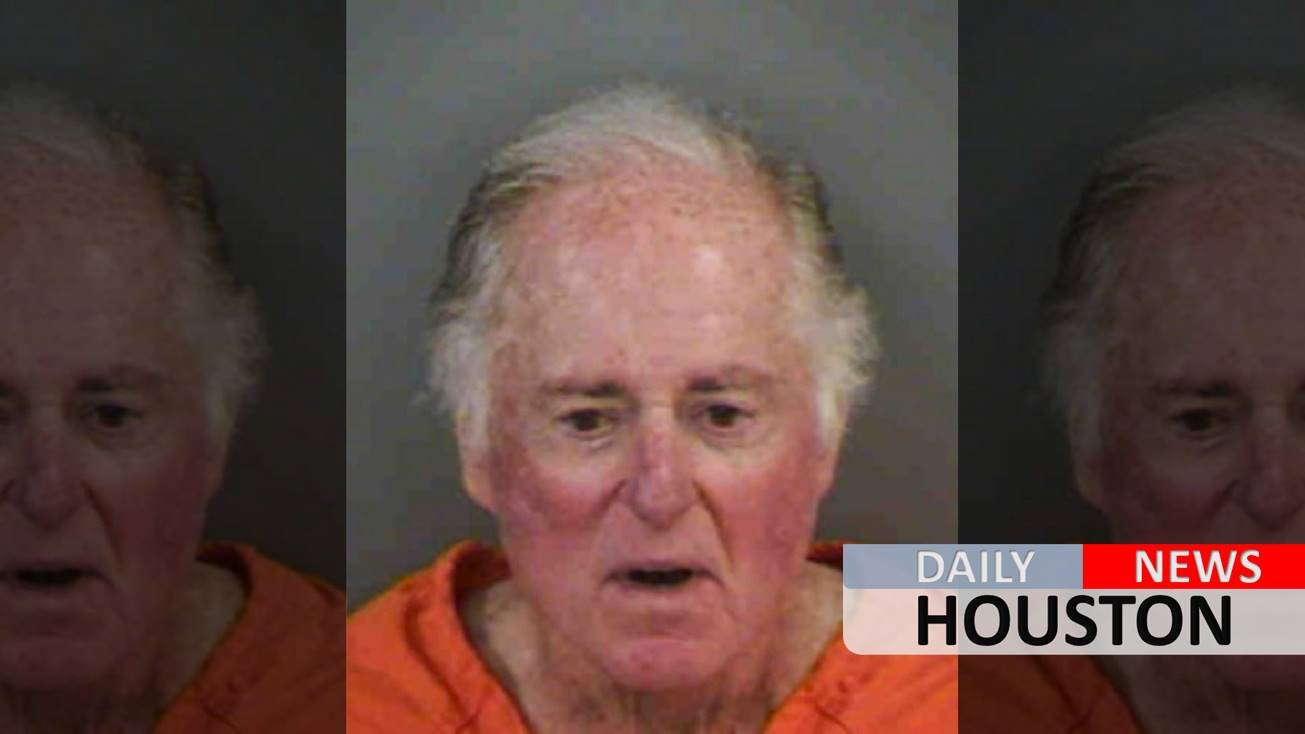 Sportscaster Warner Wolf arrested for removing ‘plantation’ letters from Florida community’s sign