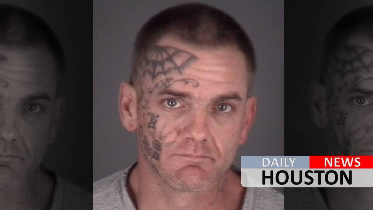 Florida man arrested for allegedly throwing cookie at girlfriend