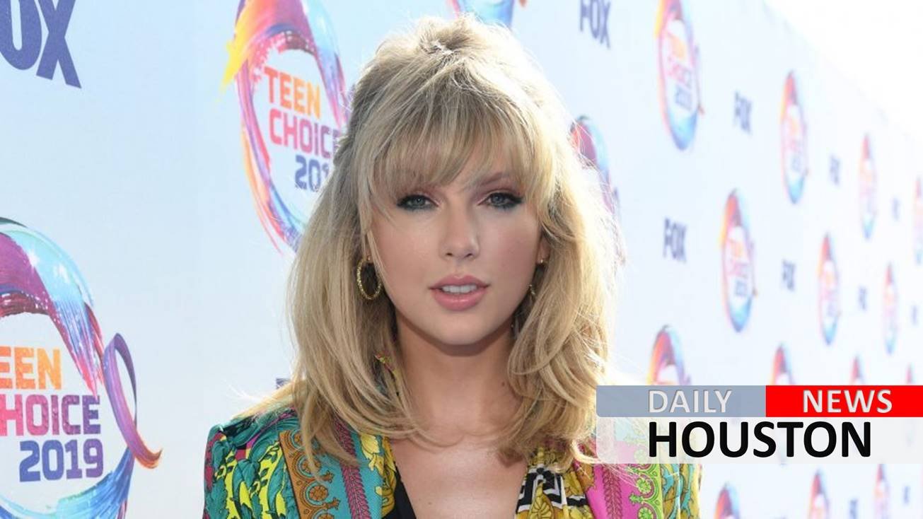 Taylor Swift cancels Melbourne Cup concert after criticism from animal rights activists