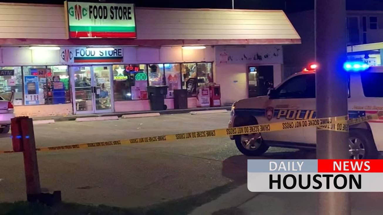 Man injured in shooting outside store along Galveston Seawall