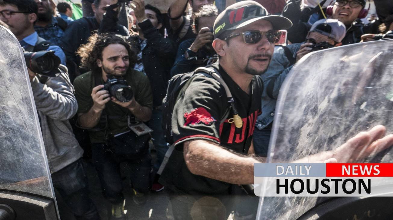 La xenofobia sale a las calles de Tijuana