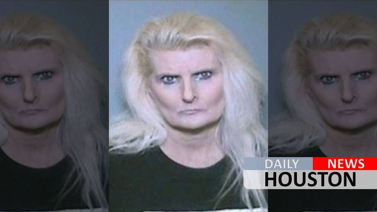 California woman allegedly impersonated cop, groped and robbed woman outside bar