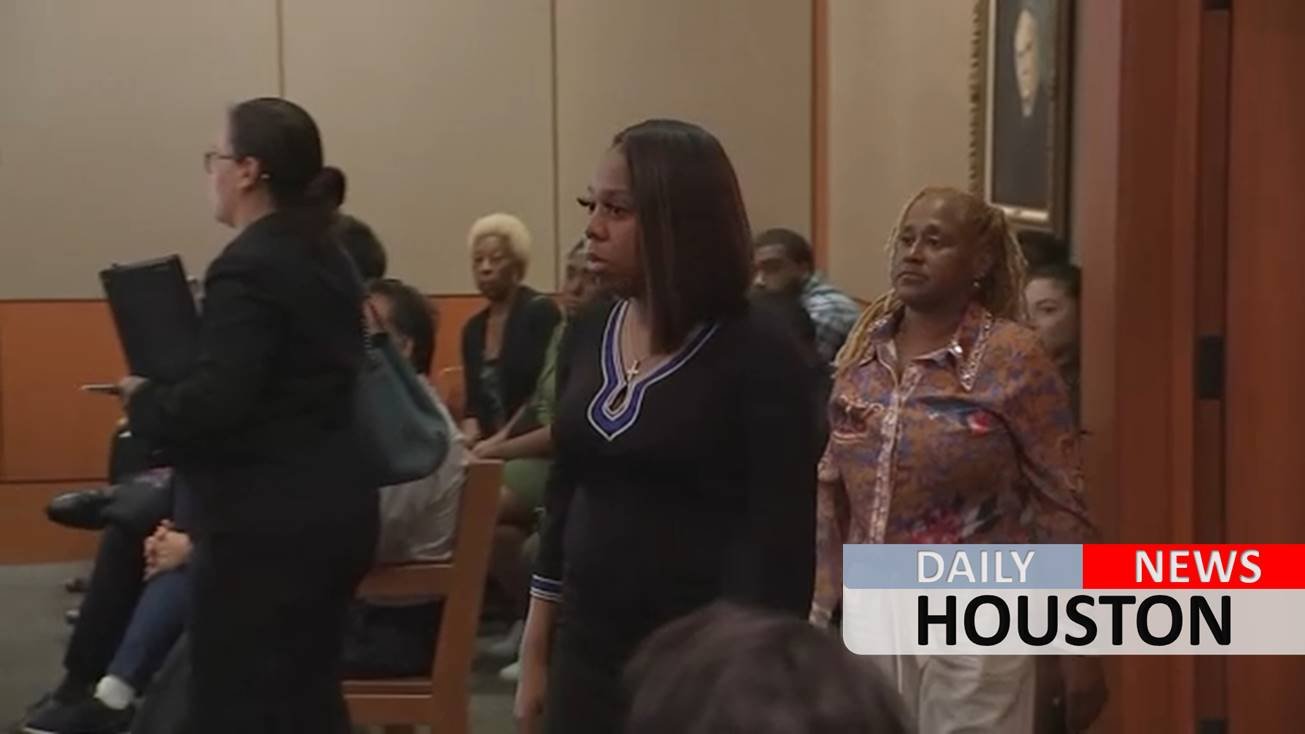 Woman pleads guilty to shooting man in the head inside car while on Facebook Live