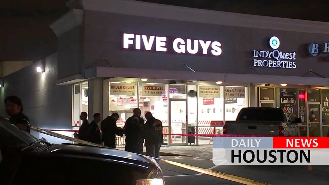 Harris County Pct. 5 Deputy Constable shot during robbery in NW Houston