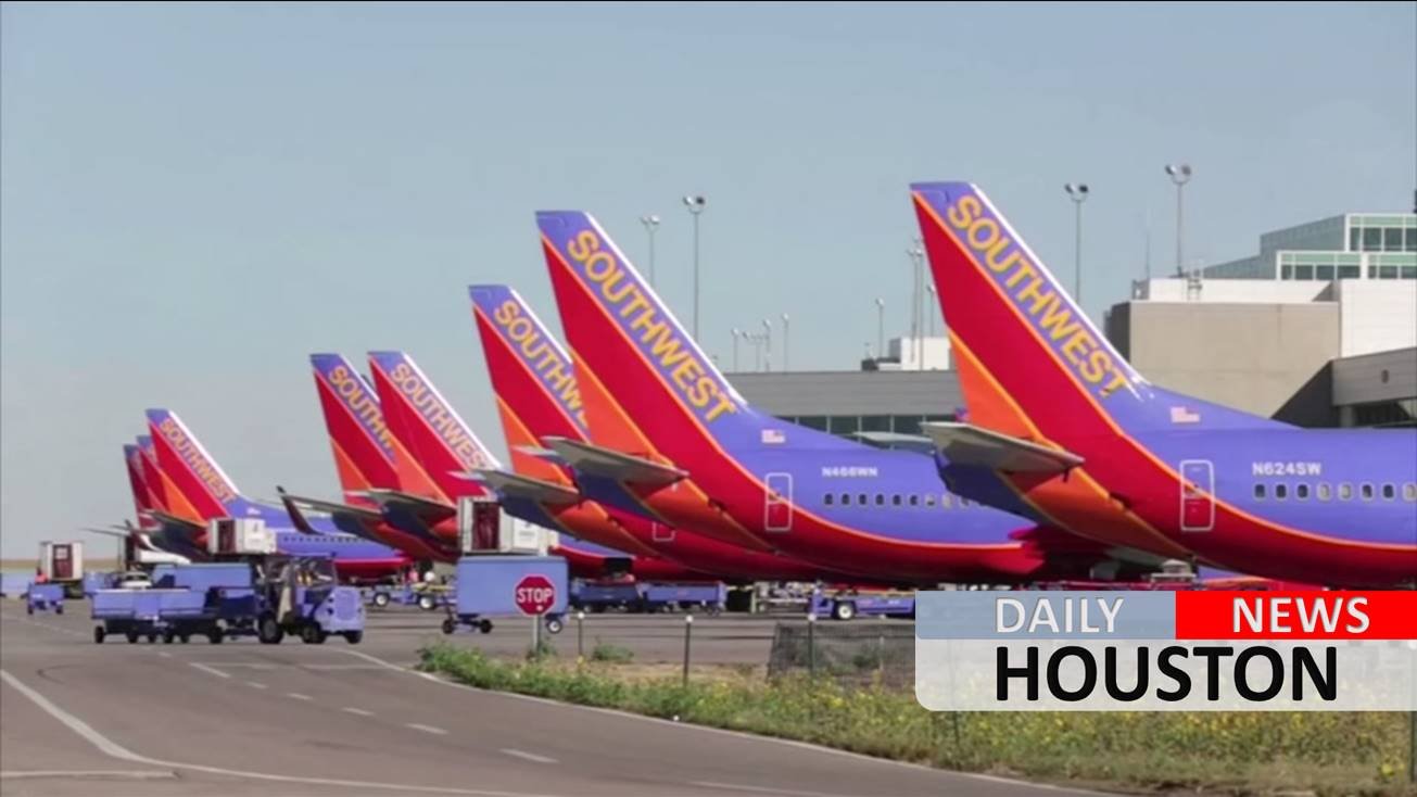 Southwest cancelling hundreds of flights, delaying others due to mechanical issues