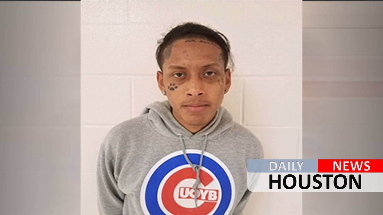 18-year-old with fake ID arrested at Houston airport for allegedly killing 23-year-old man
