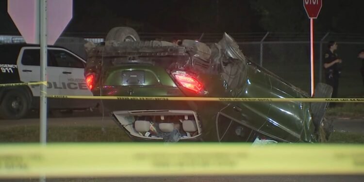 Driver killed when he was ejected during rollover crash and chase in southeast Houston
