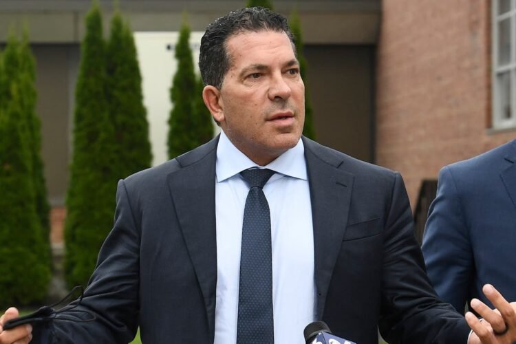 Meet the brash Brooklyn lawyer Trump hopes can get him acquitted