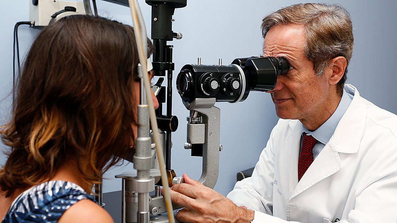 What is a Retinologist?